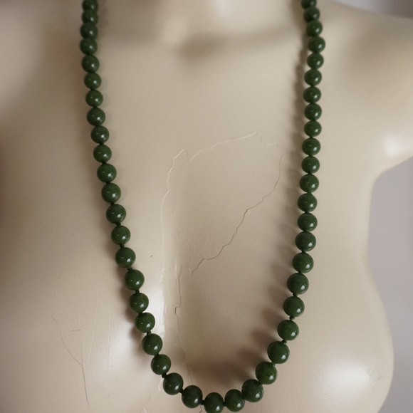 Jade Bead Necklace Vintage Sale, 68 